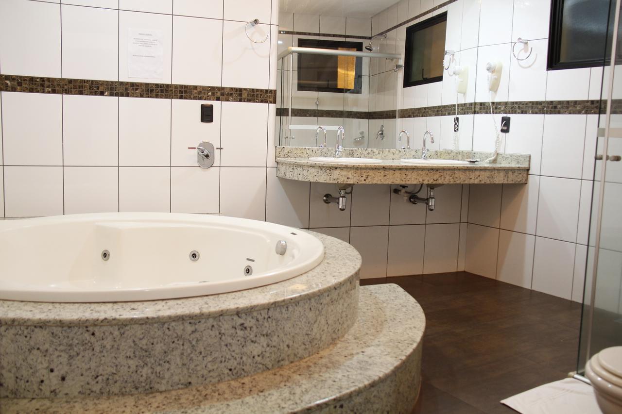 Buriti Hotel Жатаі Екстер'єр фото